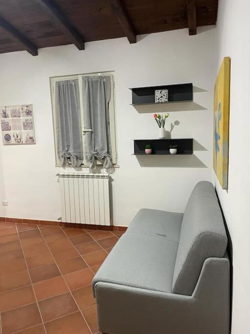 Residenza Niutta- Roma Apartment ภายนอก รูปภาพ