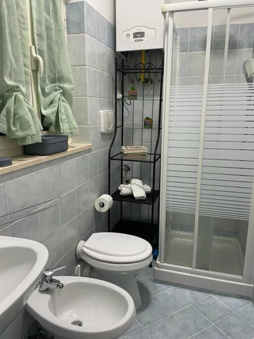 Residenza Niutta- Roma Apartment ภายนอก รูปภาพ